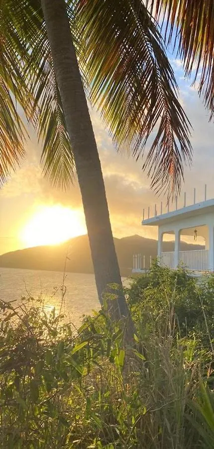Casa Bonita Hotel Maunabo Guest house